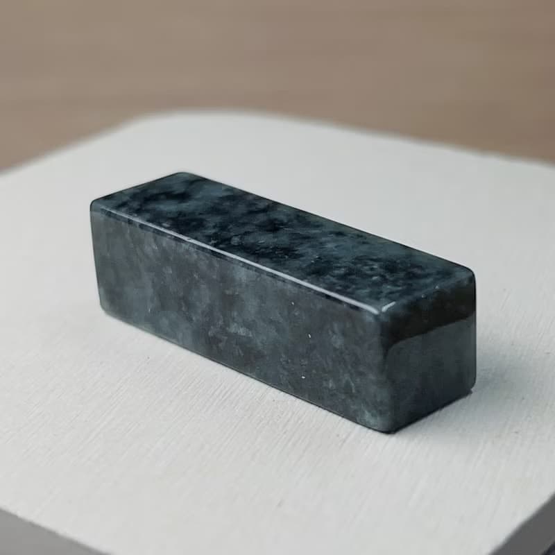 飄烏雞翡翠印章 | 天然緬甸玉A貨翡翠 | 送禮