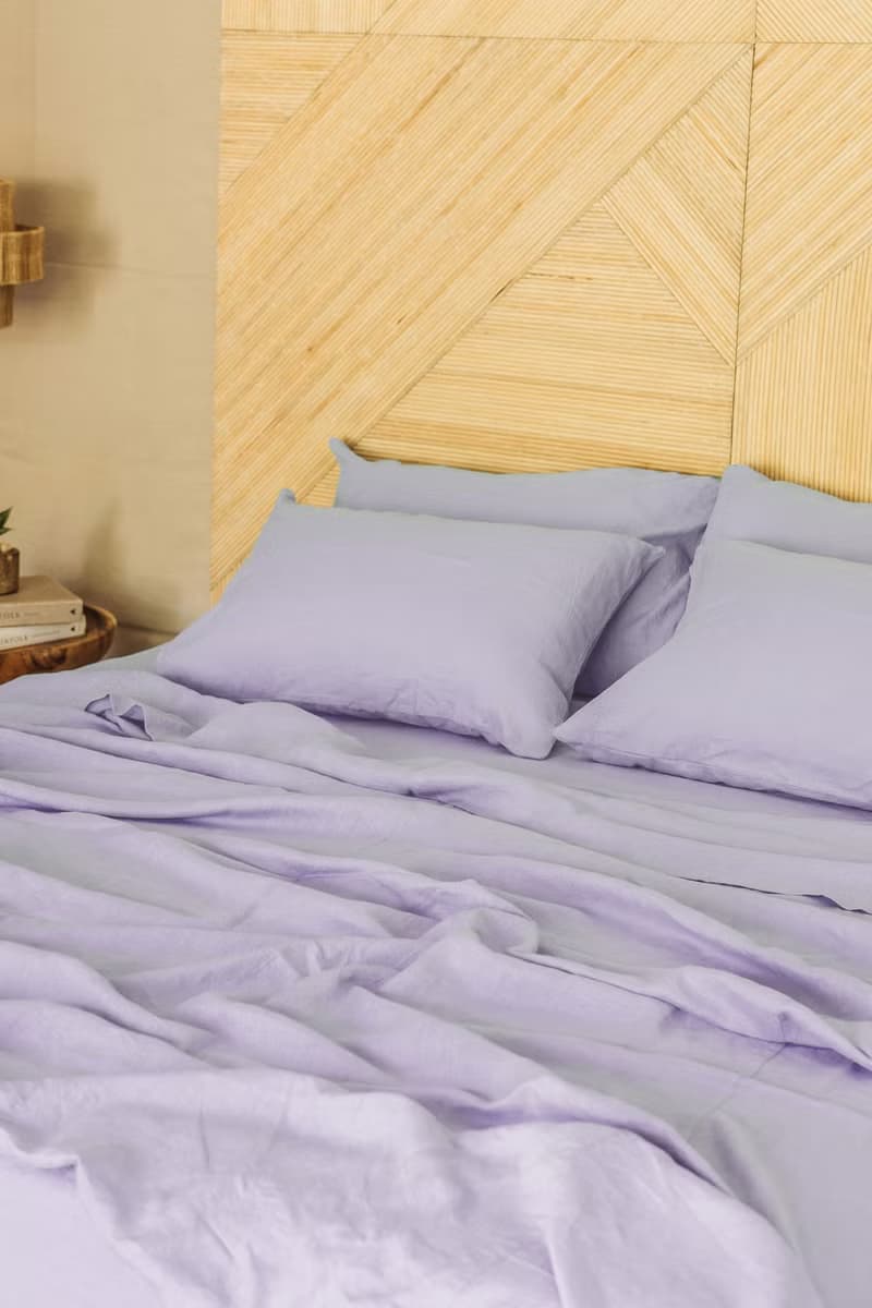 Pastel lavender linen fitted sheet / Softened linen bed sheet / Deep pocket