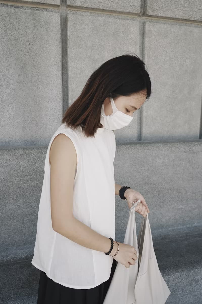 小高領背心-白色