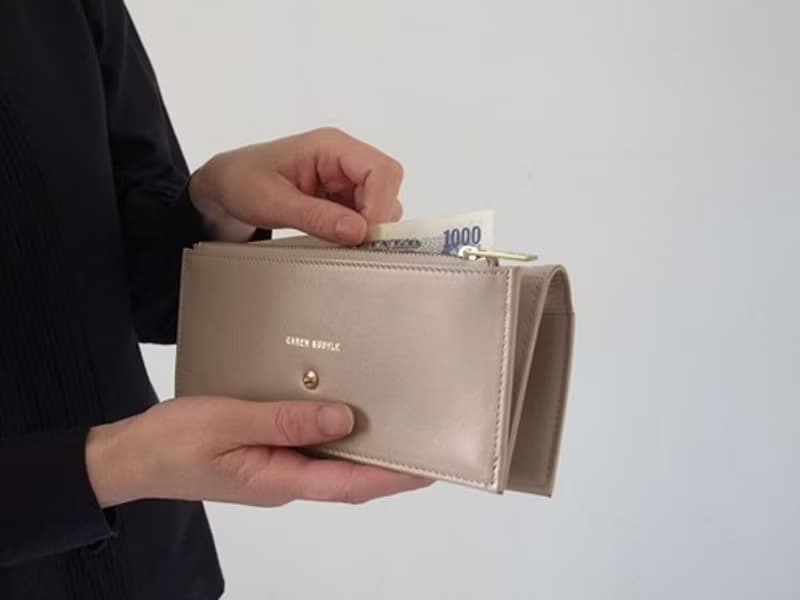 日本製革で作ったシックな長財布 - Long Wallet - BEIGE - CAREN QUOYLE -