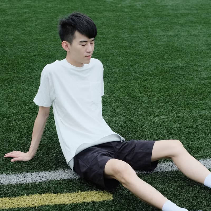 夏日寬版假兩件口袋 中性T恤 /簡約款式/純棉材質/素T/情侶/禮物