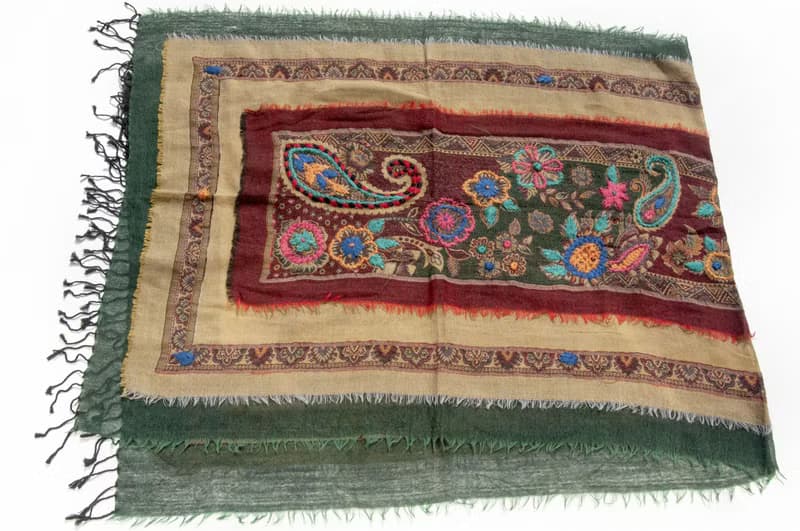 喀什米爾Cashmere/水煮羊毛披肩/針織圍巾/刺繡圍巾/羊絨披巾-花