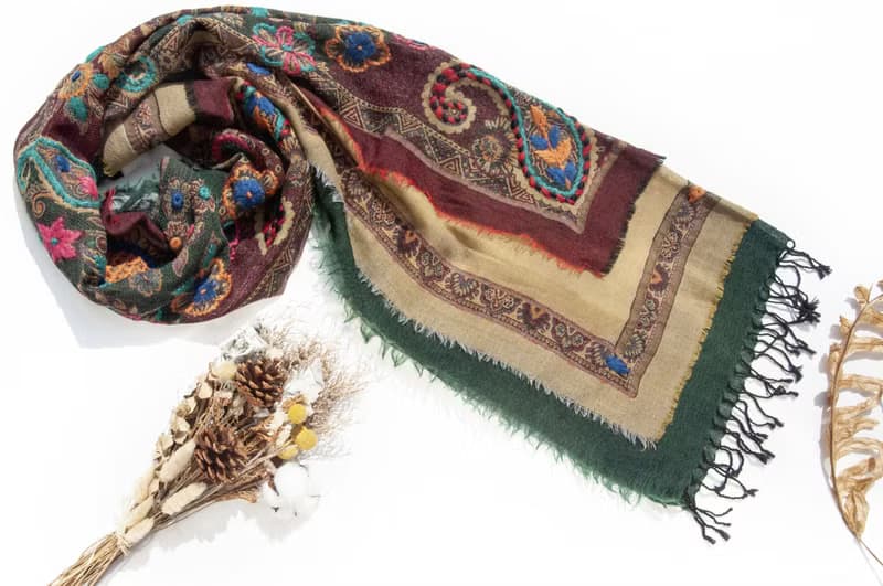 喀什米爾Cashmere/水煮羊毛披肩/針織圍巾/刺繡圍巾/羊絨披巾-花