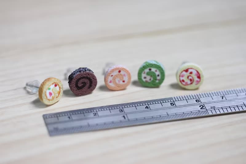 袖珍蛋糕卷耳環 套組 Miniature Sweet Roll Cake Earring Set