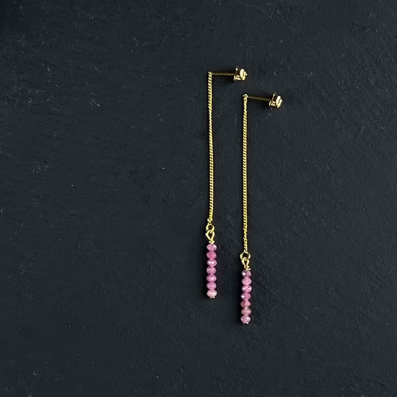 16kgp Pink Sapphire Chain Pierced Earrings Gift Box