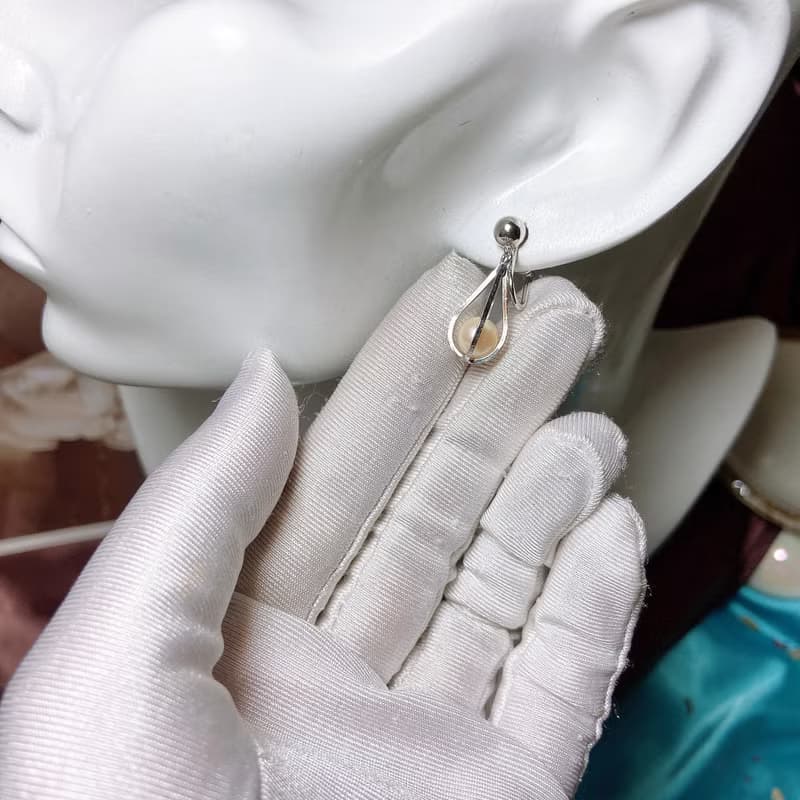 【西洋古董飾品】精巧雅緻鑲框珍珠感垂墜晃動耳環耳夾