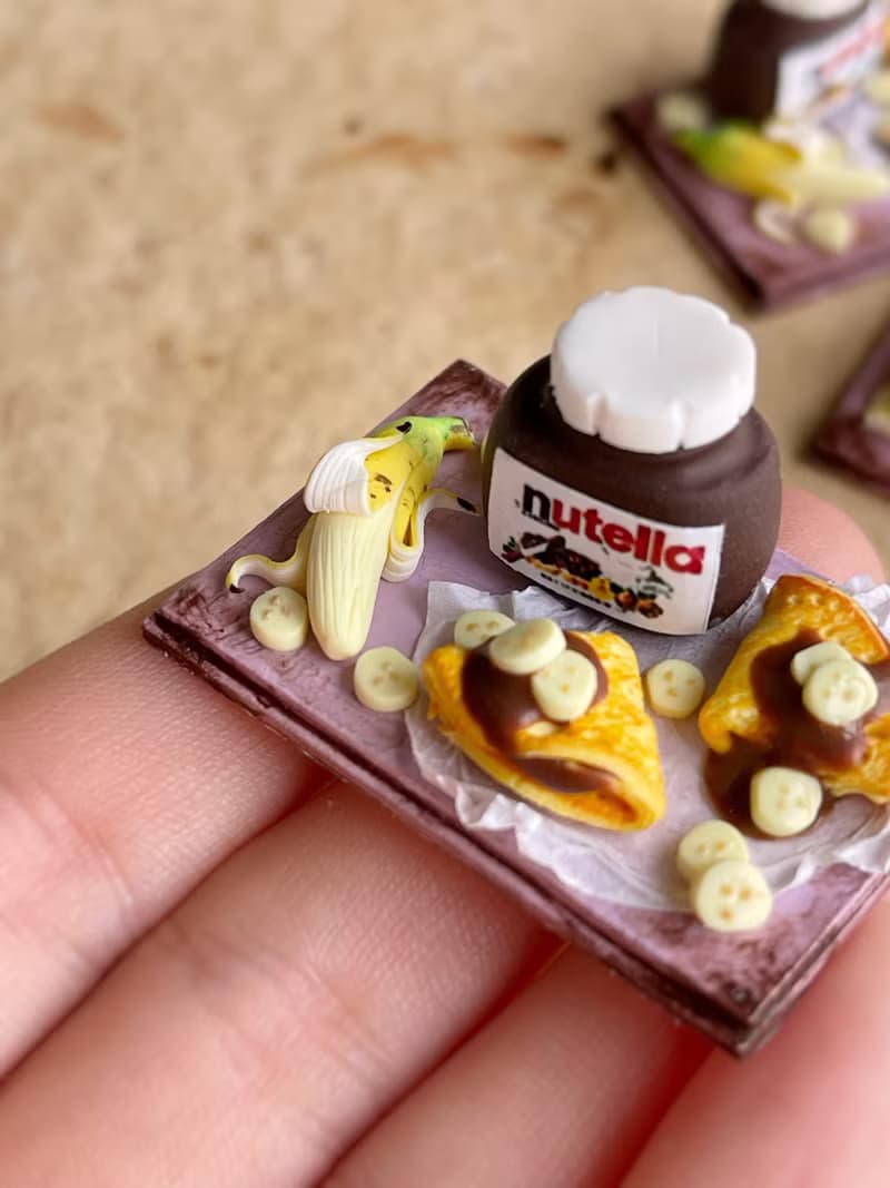 Miniature set with pancakes
