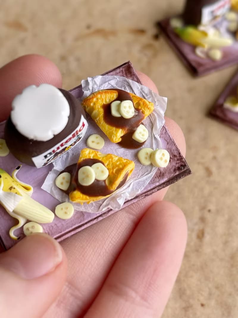 Miniature set with pancakes
