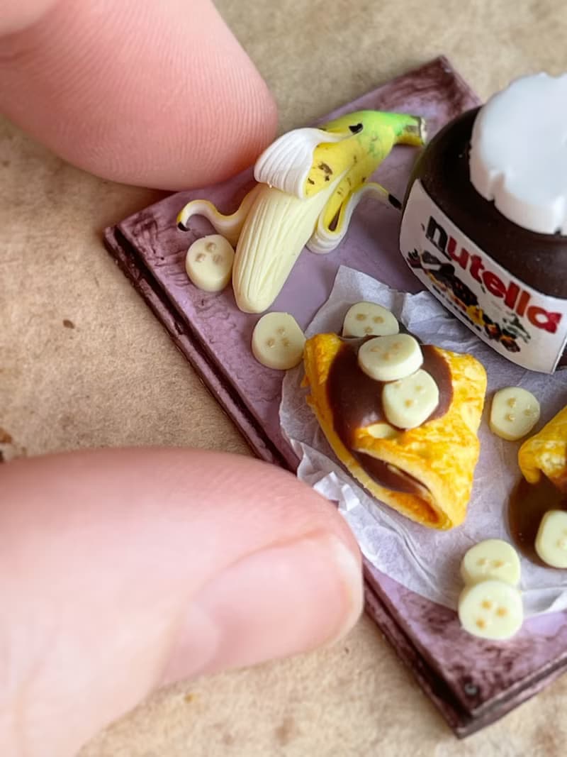 Miniature set with pancakes