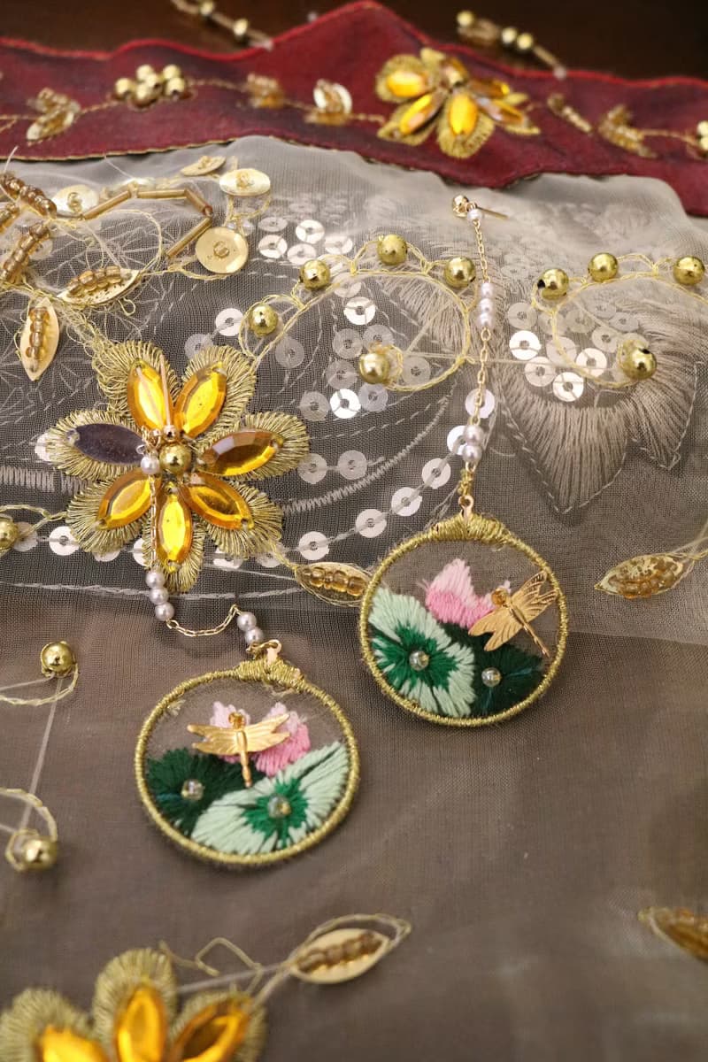 原創中國風刺繡荷葉蜻蜓圖耳環復古艺文耳飾