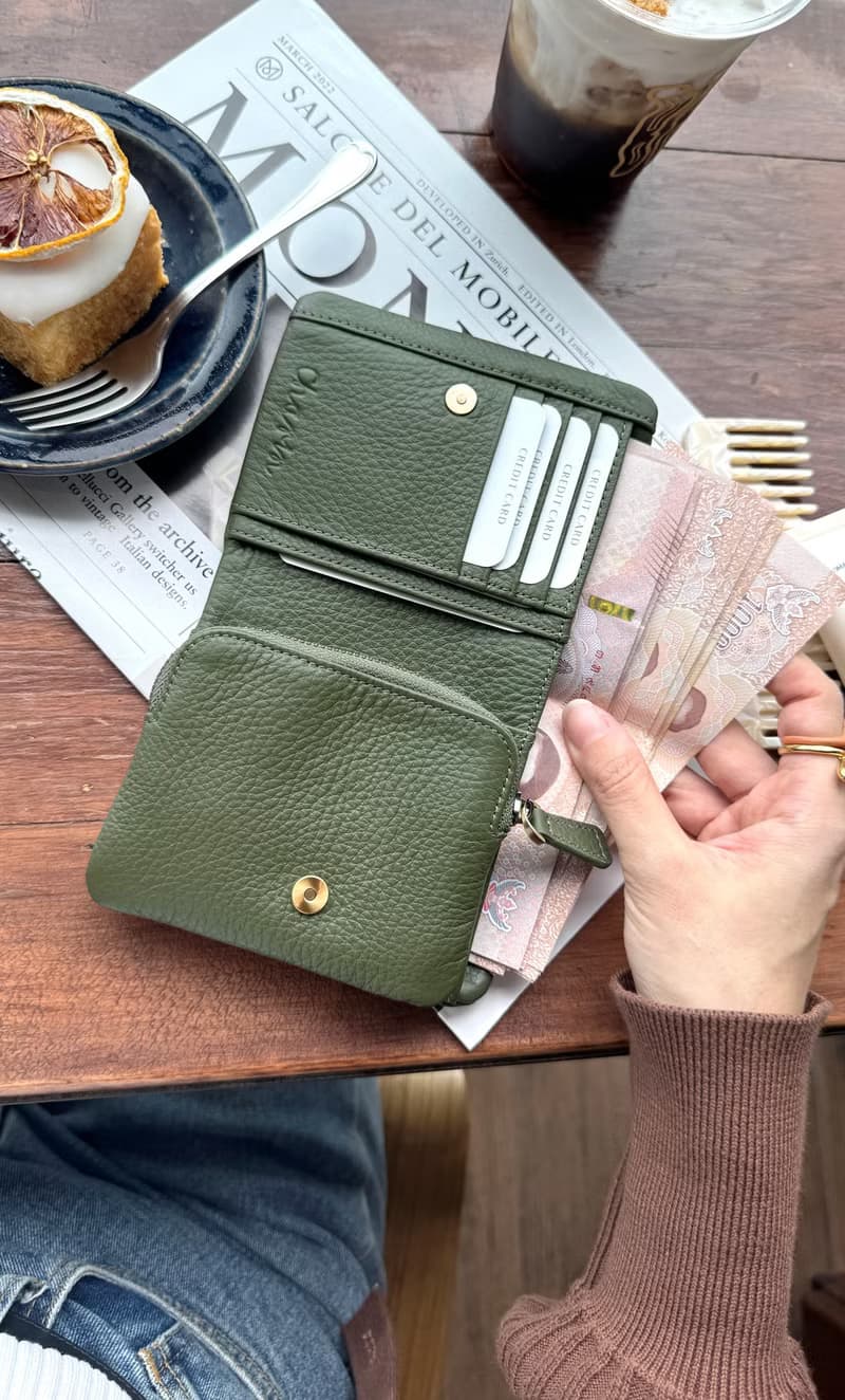 Souffle 真牛皮摺疊錢包/短夾 ;柔軟的觸感 - 綠色