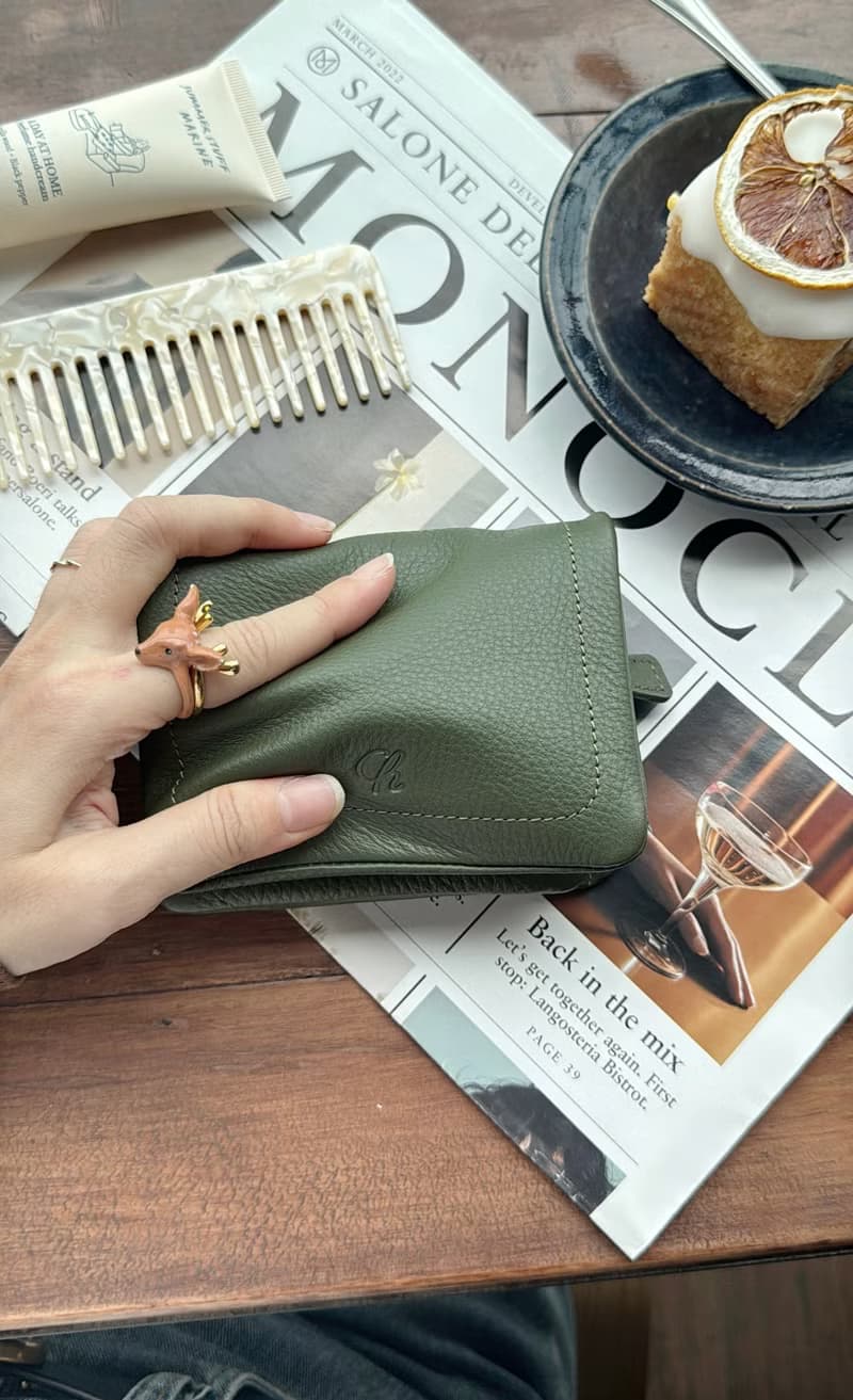 Souffle 真牛皮摺疊錢包/短夾 ;柔軟的觸感 - 綠色