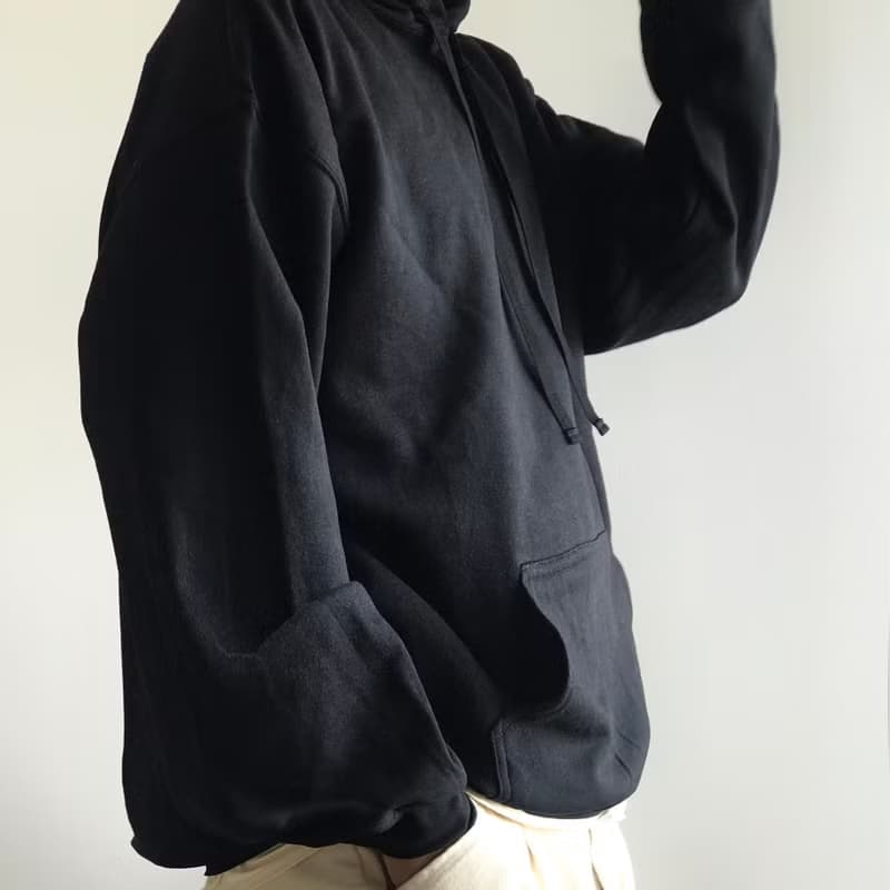 Big silhouette hoodie / black / plain / hand embroidery / unisex