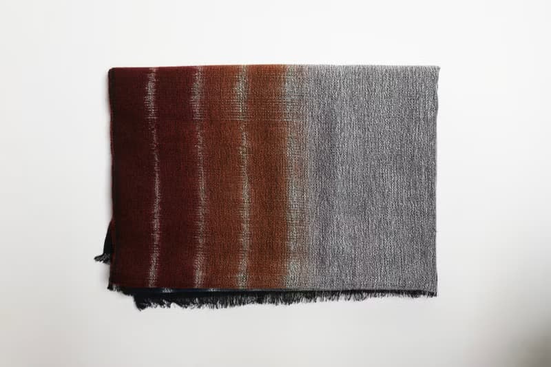 【快速出貨】喀什米爾專櫃設計梭織工藝羊絨灰藍圍巾披肩頂級精品