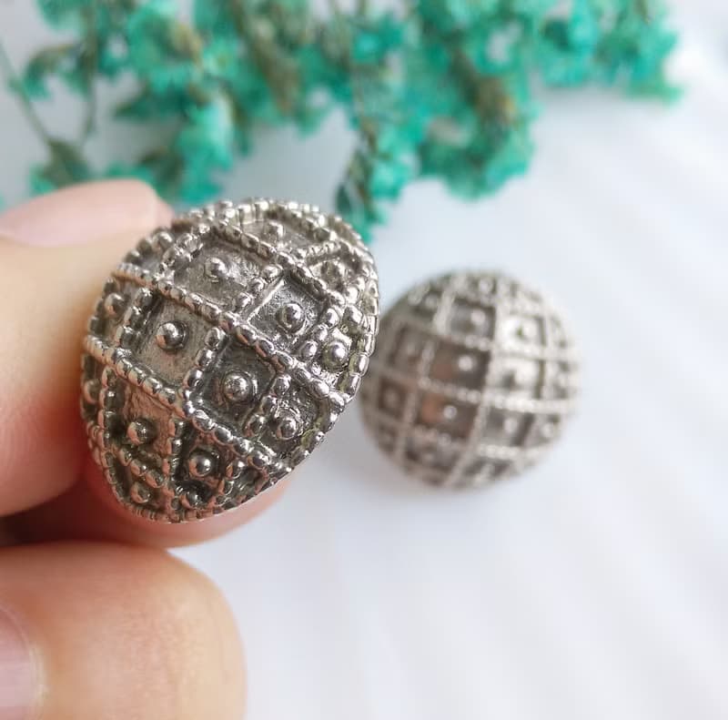 Vintage Jewelry 西洋古董飾品 銀色調 行星  針式耳環