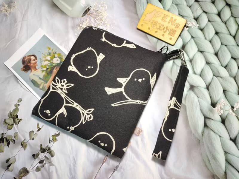 森林系列-日本棉布黑森林北長尾山雀L型拉鍊袋鋪棉-電子書保護套