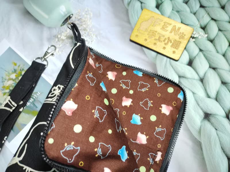 森林系列-日本棉布黑森林北長尾山雀L型拉鍊袋鋪棉-電子書保護套