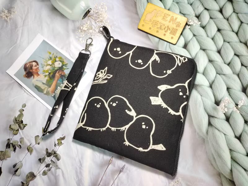 森林系列-日本棉布黑森林北長尾山雀L型拉鍊袋鋪棉-電子書保護套