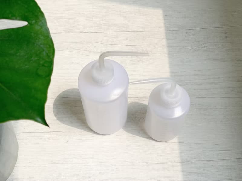 【加購】植物彎嘴澆水器 @JU多肉