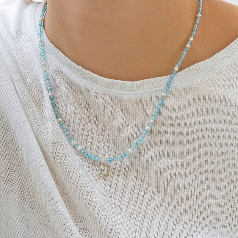 mini flower beaded necklace 托帕石花朵寶石串珠項鍊