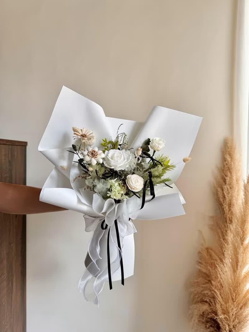 日日好 白綠色系 永生花束 情人節花束