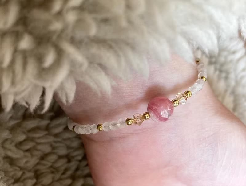 提升個人魅力及愛情能量紅紋石配月亮石水晶手鍊