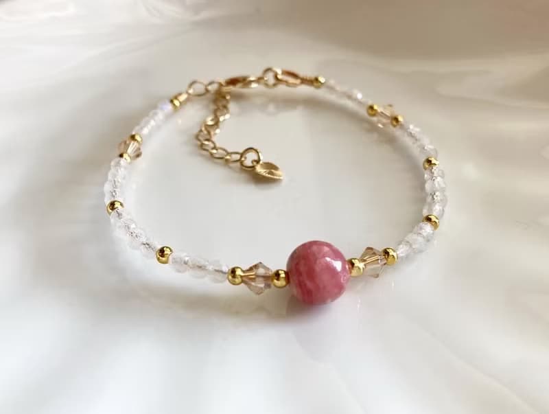 提升個人魅力及愛情能量紅紋石配月亮石水晶手鍊