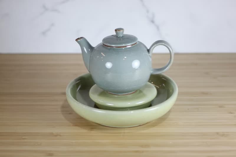 【送禮好物】16cm 米黃 官窯 乾泡台 壺承 名家葉敏祥手工作品