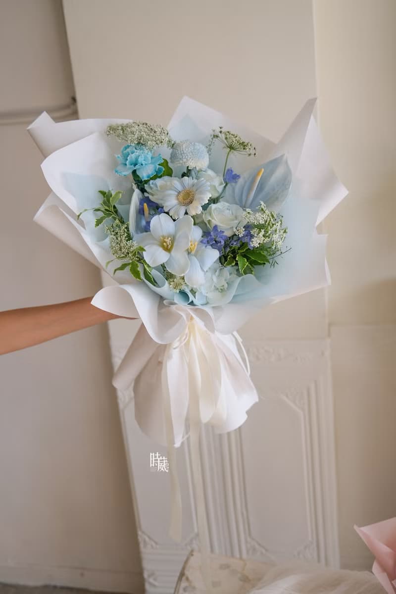 碎冰藍 鬱金香 非洲菊 鮮花花束/限台中地區