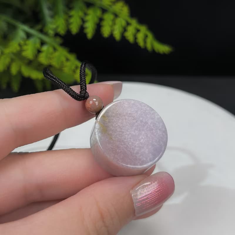 天然香芋粉紫珊瑚玉吊墜冰潤玉化胖圓牌光面菊花玉項錬繁榮好運