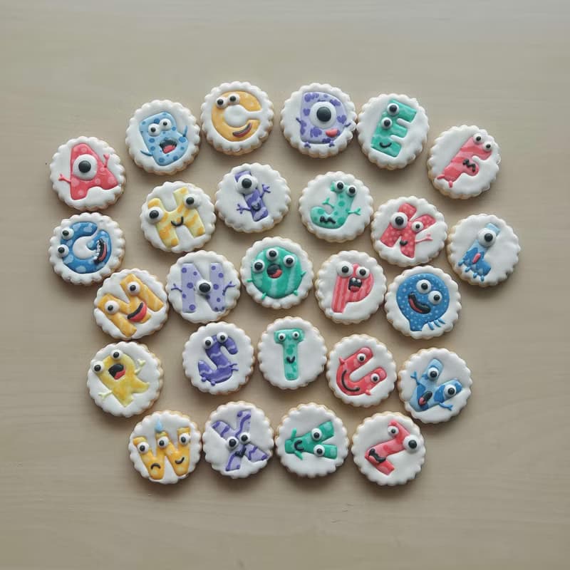NIJI Cupcake 字母小怪獸糖霜餅乾組合