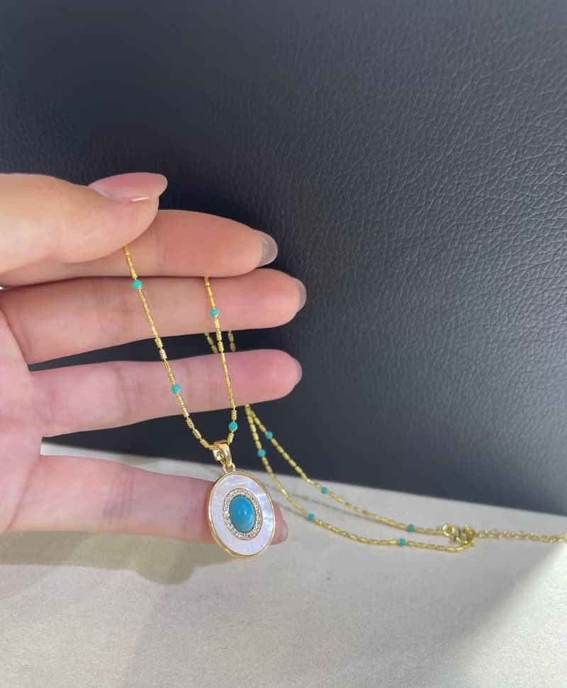 YuanPearl天然母貝鑲嵌綠松石設計項鍊18k包金材質項鍊