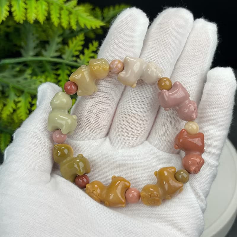 精品趣味阿拉善瑪瑙手串多彩高瓷玉化雕刻神獸羊駝單圈女財富好運