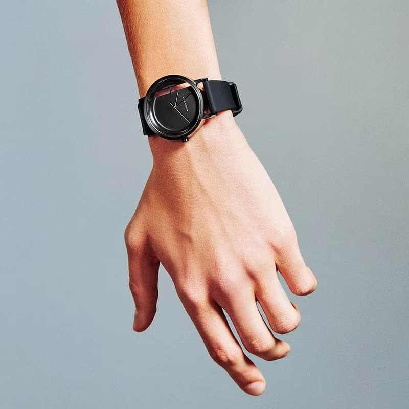 Imperfect Line 黑色矽膠錶帶手錶 32/40mm - 可定制