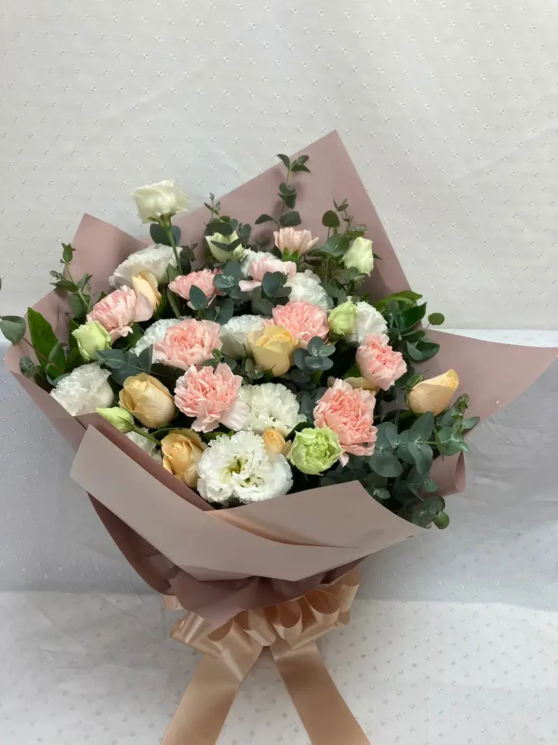 鮮花系列 進口康乃馨花束 台北市區外送/自取免運費典華優惠券典