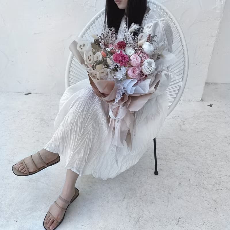 Flora Flower永生玫瑰花束-漫步庭園