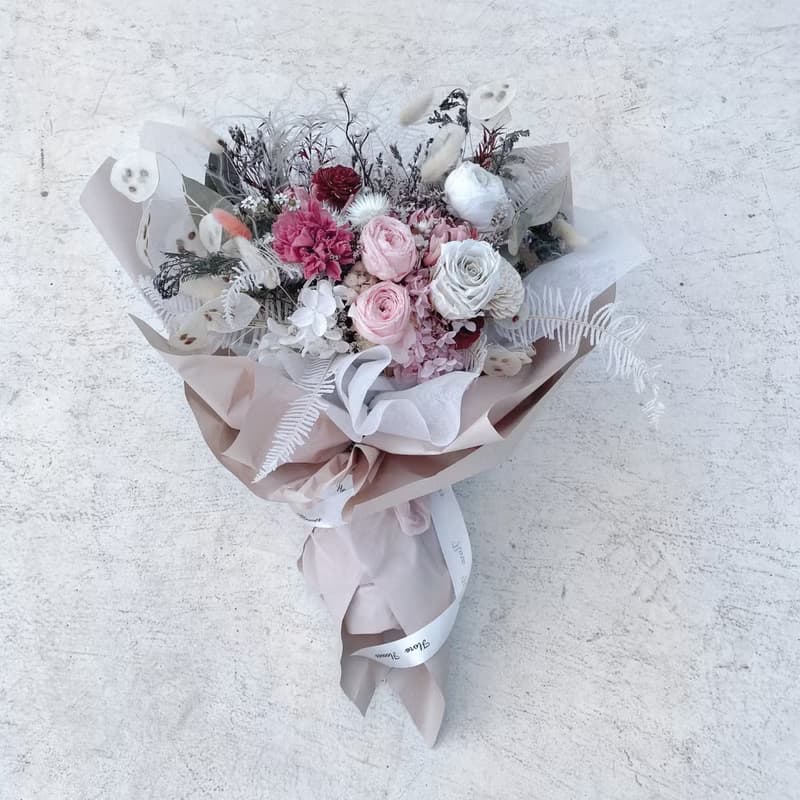 Flora Flower永生玫瑰花束-漫步庭園