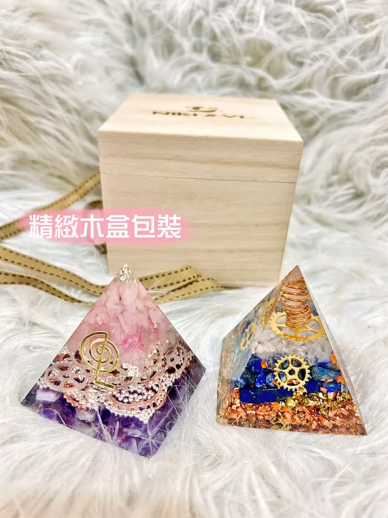 【白月光 奧根能量塔】Orgonite-粉晶 | 海藍寶 | 手工製作6x6cm