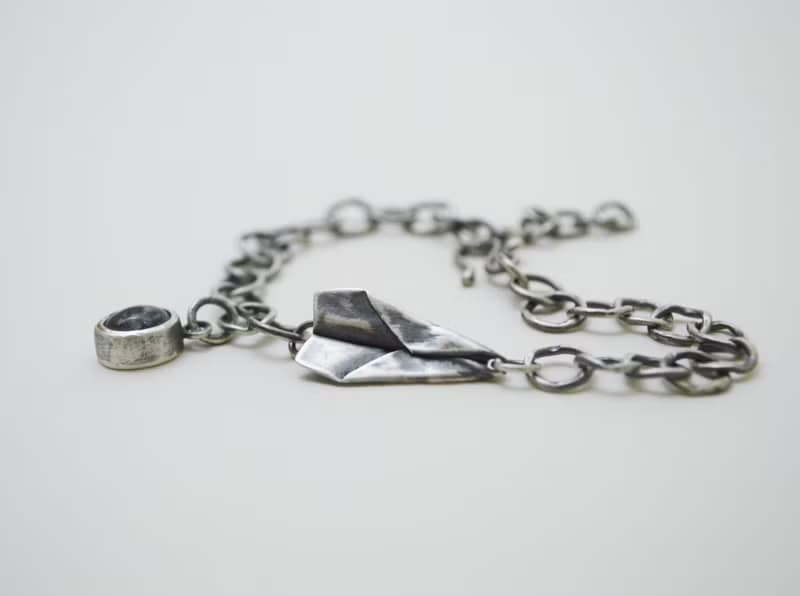 紙飛機系列-海水藍寶‧硫化純銀手鍊