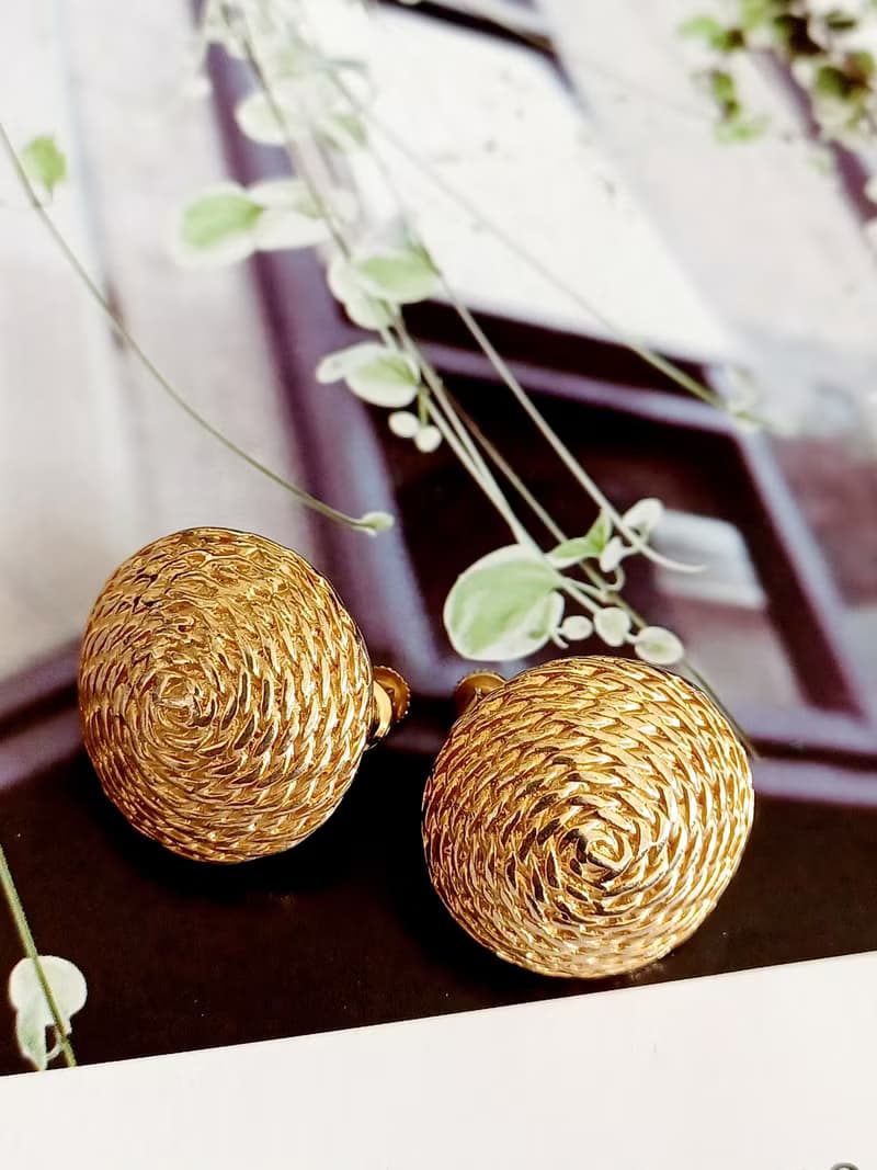 vintage jewelry  古典金屬藤編紋夾式耳環