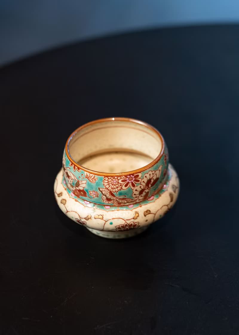 詩瓷集 人氣作 綠地萬華蝶舞 手繪咖啡杯 釉上彩繪 描金230ml