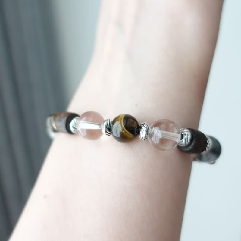 腕間生香 心自有光 沉香 白水晶 虎眼石 能量水晶系列