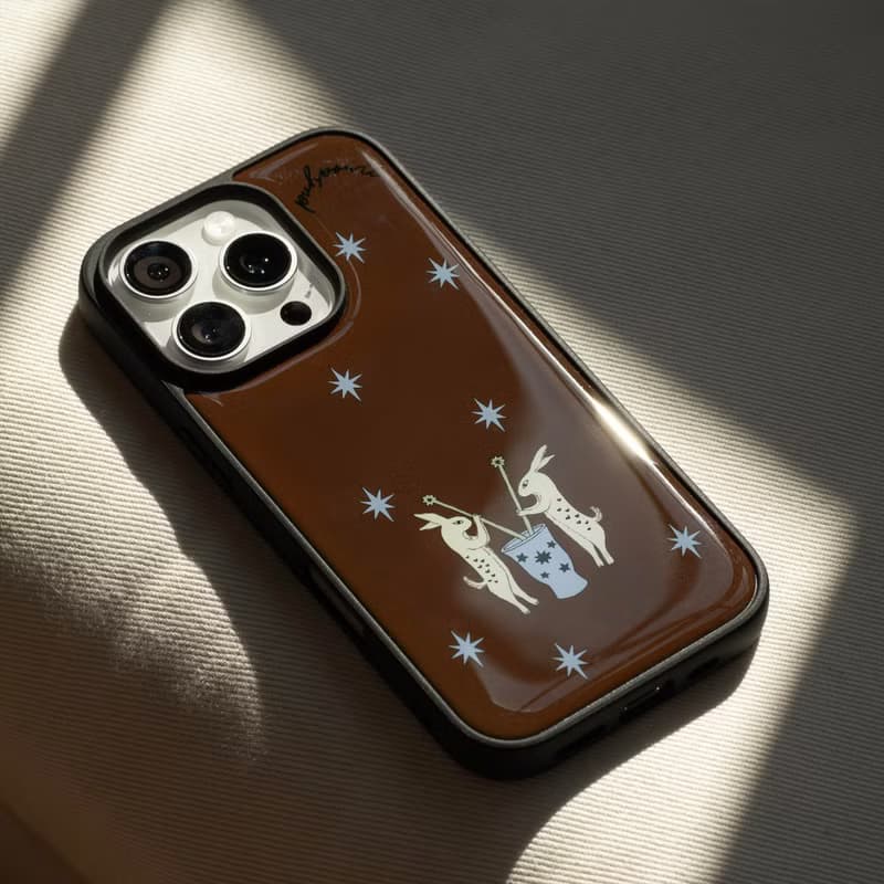 Wish Rabbits (brown) Phone Case
