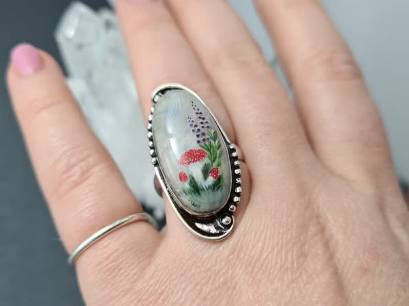 Moonstone ring Stone painting fly agaric Aaa large Moonstone ring 飛木耳環