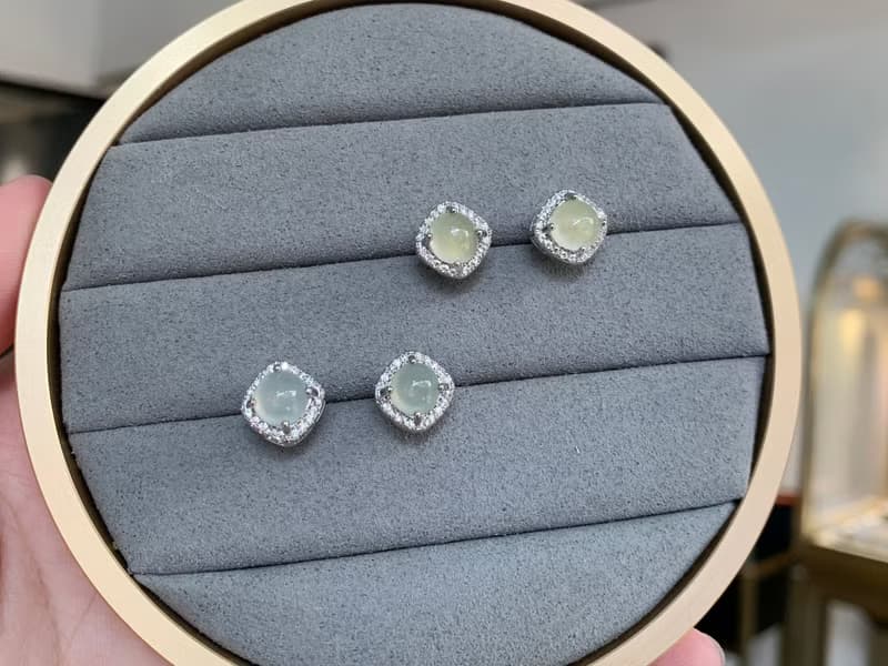 冰種緬甸玉耳環 / 925純銀 | 天然A貨翡翠耳環