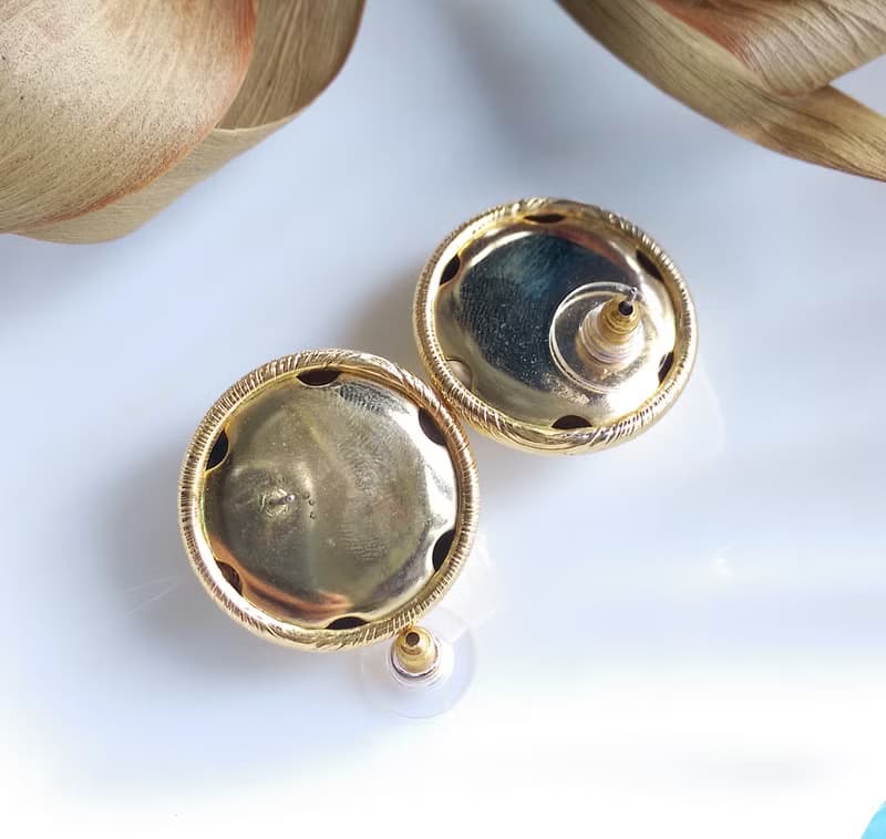 Vintage Jewelry 西洋古董飾品 金色調 空心半球 金絲髮 針式耳環