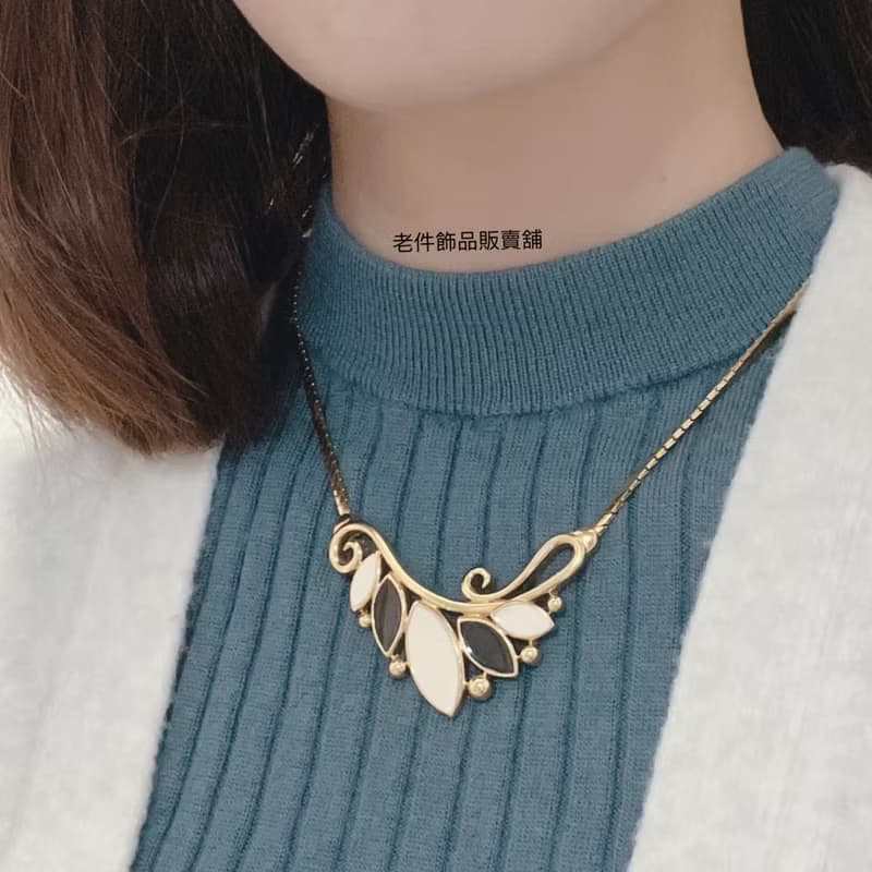 Trifari 華麗琺瑯項鍊