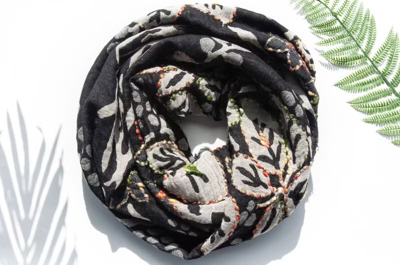 喀什米爾Cashmere/水煮羊毛披肩/針織圍巾/刺繡圍巾/羊絨披巾-花