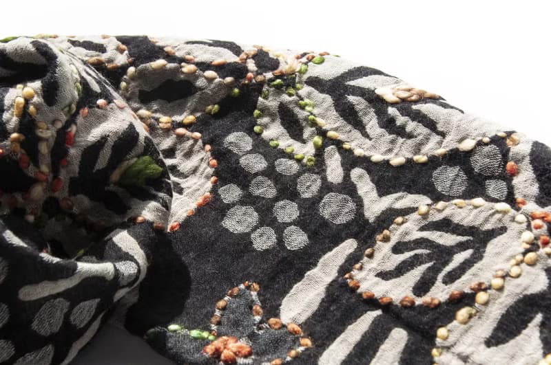 喀什米爾Cashmere/水煮羊毛披肩/針織圍巾/刺繡圍巾/羊絨披巾-花