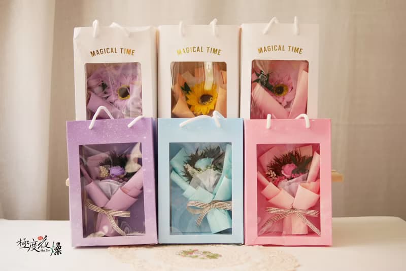 繽紛花束禮盒 極度花燥 永生花 花禮